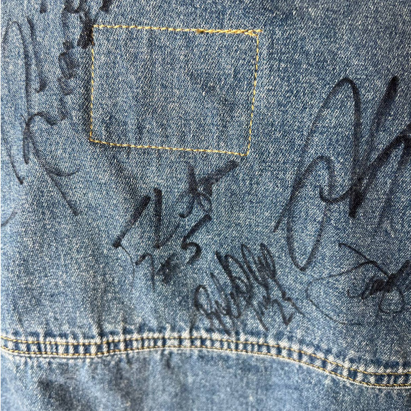 Vintage Liz Claiborne Jean Jacket with Sport Team Signatures Size Small Petite - Picture 5 of 9